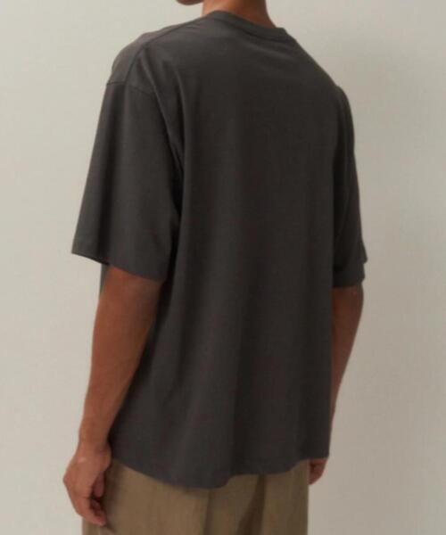ATON(エイトン)の「ATON (エイトン)FRESCA PLATE | LOOSE FIT T-SHIRT(Tシャツ/カットソー・メンズ・ホワイト/チャコールグレー・4/2/6)」の13枚目の写真