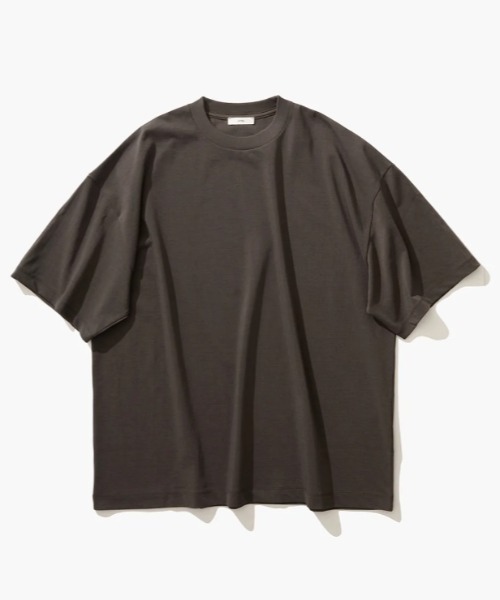 ATON(エイトン)の「ATON (エイトン)FRESCA PLATE | LOOSE FIT T-SHIRT(Tシャツ/カットソー・メンズ・ホワイト/チャコールグレー・4/2/6)」の5枚目の写真