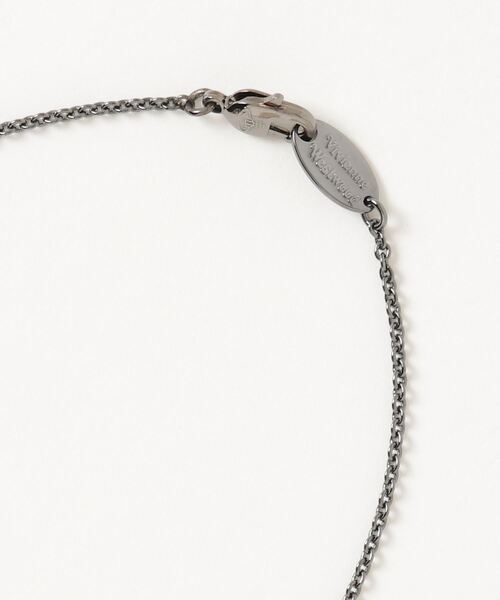 Vivienne Westwood MAN(ヴィヴィアンウエストウッドマン)の「MAN. PETITE ORIGINAL ORB PENDANT(ネックレス・メンズ・ブラック・FREE)」の2枚目の写真