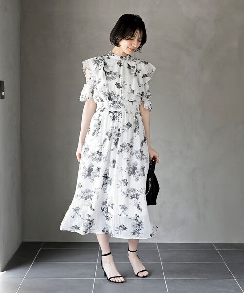 CHICWISH★パフスリーブ花柄ラッフルワンピース☆ 20072515204111_03_mn_1_l.jpg
