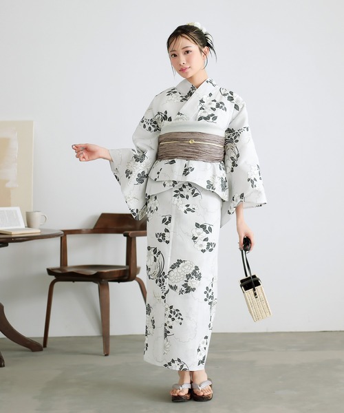 kimonomachi（キモノマチ）の「レディース セパレート浴衣 2点セット 浴衣　簡単　（二部式浴衣＋しわ兵児帯) Fサイズ　「糸菊に菊花紋・向日葵・雪輪に花の丸・秋草に虫かご」　KIMONOMACHI オリジナル（浴衣・レディース・ブラック/ブルーグレー/グレイッシュブルー/ネイビー/イエロー/ライトグレー/ブルーパープル/コーラルピンク・FREE）」の22枚目の写真