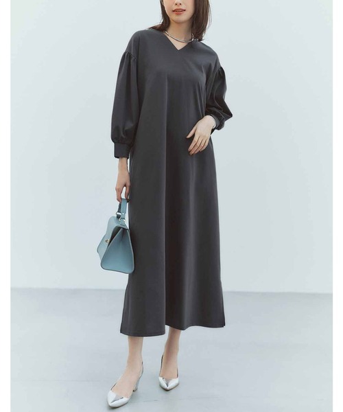 IEDIT(イディット)の「野々村友紀子さん×IEDIT A面・B面どっちを着てもイイ女!どこに着ていっても間違いないワンピース(ワンピース・レディース・ダークグレー/コバルトブルー・M/L/LL/3L/MP)」の2枚目の写真