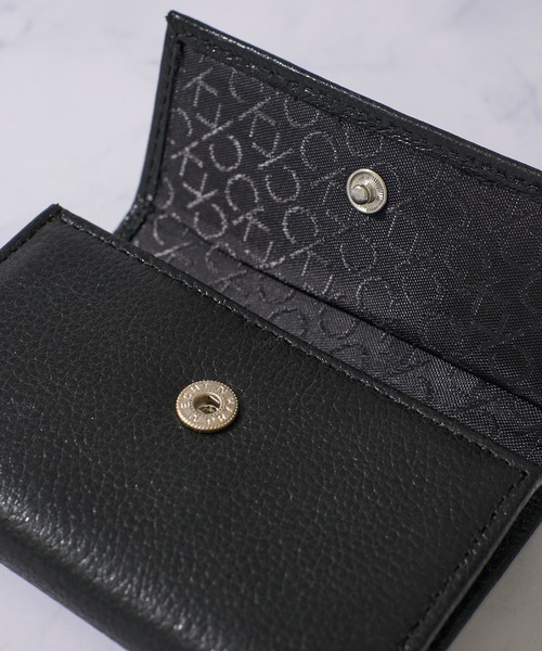 Calvin Klein(カルバン・クライン)の「【Calvin Klein/カルバンクライン】Key Case / ワンポイント レザーキーケース(キーケース/キーアクセサリー・メンズ・ブラック系1/ブラック系2・FREE)」の4枚目の写真