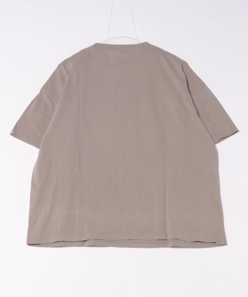 アダムエロペ　レミレリーフ　ブラウン WOOO! WOOO! プリント Tシャツ ADAM ET ROPE'（アダムエロペ）の「【REMI RELIEF（レミ