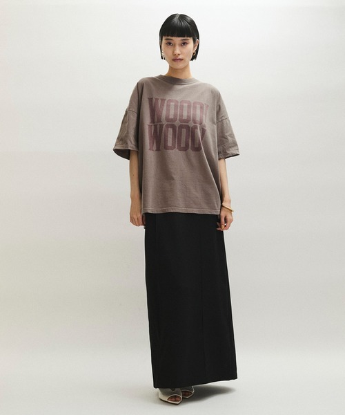 アダムエロペ　レミレリーフ　ブラウン WOOO! WOOO! プリント Tシャツ ADAM ET ROPE'（アダムエロペ）の「【REMI RELIEF（レミ