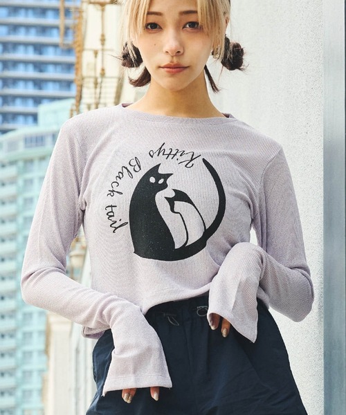 DURAS（デュラス）の「ベルスリーブラメトップス（Tシャツ/カットソー・レディース・ベージュ/ブルー/ライラック・MEDIUM/SMALL）」の3枚目の写真