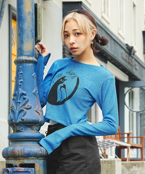 DURAS（デュラス）の「ベルスリーブラメトップス（Tシャツ/カットソー・レディース・ベージュ/ブルー/ライラック・MEDIUM/SMALL）」の4枚目の写真