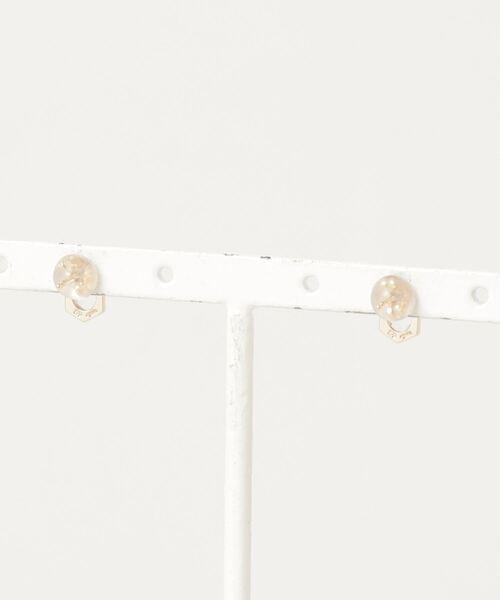 agete（アガット）の「K10クォーツピアス（ピアス（両耳用）・レディース・ホワイト系その他・フリー）」の5枚目の写真