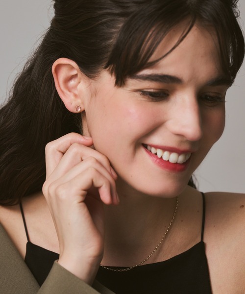 agete（アガット）の「K10クォーツピアス（ピアス（両耳用）・レディース・ホワイト系その他・フリー）」の3枚目の写真