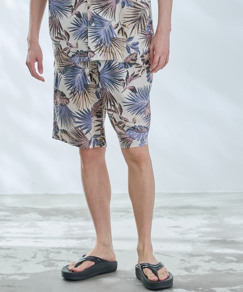 Arnold Palmer（アーノルドパーマー）の「リゾート柄 ショートパンツ（その他パンツ・メンズ・ブラック/ベージュ/ネイビー/グリーン・LL/L/M）」の3枚目の写真