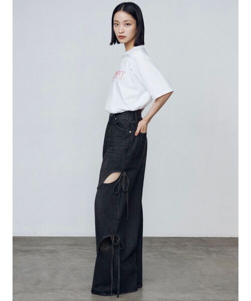 EMODA（エモダ）の「ロゴグラフィックTシャツ（Tシャツ/カットソー・レディース・グレー/ブラック/ブラウン/ホワイト・FREE）」の18枚目の写真
