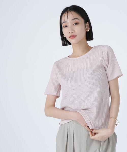 NATURAL BEAUTY BASIC(ナチュラルビューティーベーシック)の「◇ふくれジャガードコンパクトトップス(Tシャツ/カットソー・レディース・オフホワイト/ブラック/ピンク・FREE)」の3枚目の写真