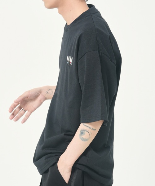 CORISCO(コリスコ)の「スポーツお化け柄Tシャツ(M1)(Tシャツ/カットソー・メンズ・ブラック/チャコールグレー/ホワイト/オートミール・X-LARGE/LARGE/MEDIUM)」の14枚目の写真
