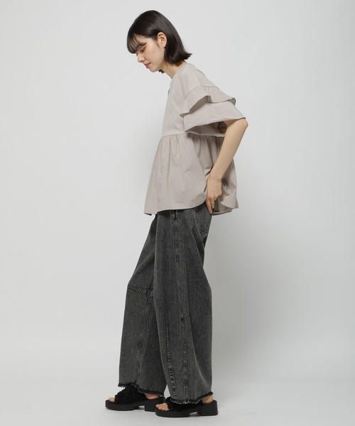 niko and...（ニコアンド）の「フリル切り替えペプラムTシャツ（Tシャツ/カットソー・レディース・オフホワイト/ライトグレー/ブラック/ラベンダー・MEDIUM/LARGE）」の8枚目の写真