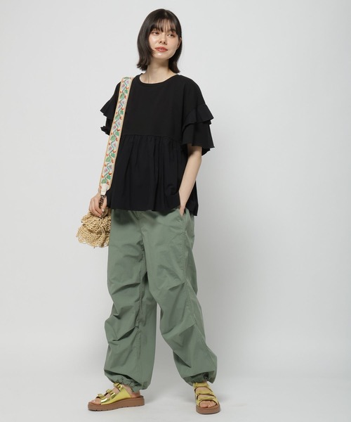 niko and...（ニコアンド）の「フリル切り替えペプラムTシャツ（Tシャツ/カットソー・レディース・オフホワイト/ライトグレー/ブラック/ラベンダー・MEDIUM/LARGE）」の12枚目の写真