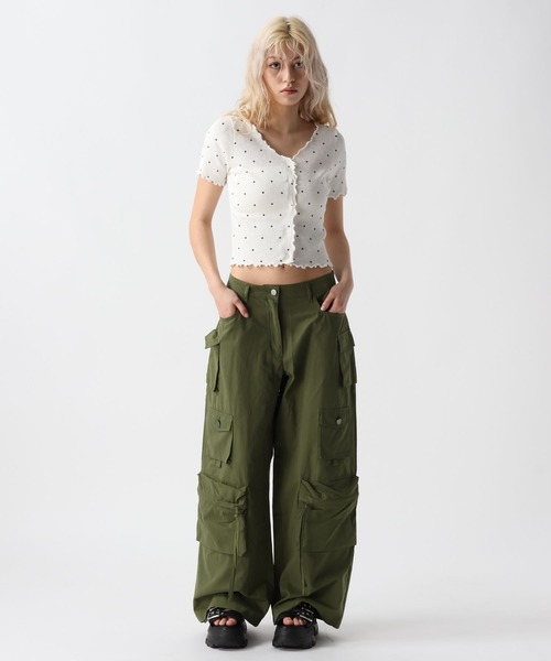 FOREVER 21（フォーエバー トゥエンティーワン）の「【2025SS】ドット柄リブカーディガン（カーディガン/ボレロ・レディース・ブラック/オフホワイト/ブルー・FREE）」の14枚目の写真