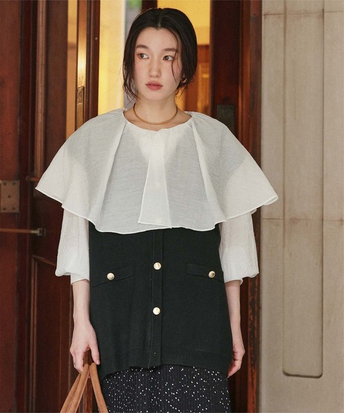 titivate(ティティベイト)の「ゴールド釦オーバーニットベスト(ベスト・レディース・ネイビー/ライトベージュ/ブラック・L/M)」の12枚目の写真