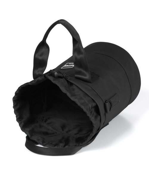 The DUFFER of ST.GEORGE（ザダファーオブセントジョージ）の「〔BLACK LABEL〕2WAY MINI ROUND BAG：2ウェイ仕様 ミニラウンドバッグ（トートバッグ・メンズ・ブラック・F）」の6枚目の写真