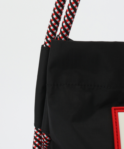 HUNTER(ハンター)の「HUNTER/ハンター TRAVEL TOTE(ショルダーバッグ・レディース・ブラック・FREE)」の11枚目の写真
