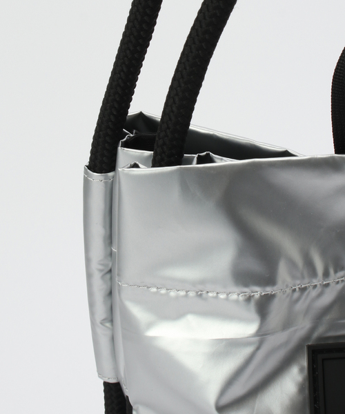 HUNTER(ハンター)の「HUNTER/ハンター TRAVEL TOTE(ショルダーバッグ・レディース・ブラック・FREE)」の12枚目の写真