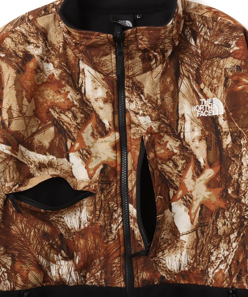 THE NORTH FACE(ザノースフェイス)の「THE NORTH FACE Novelty Denali Jacket / ザ・ノース・フェイス ノベルティー デナリ ジャケット(その他アウター・メンズ・カモフラージュ・M/S/XXL/XL/L)」の3枚目の写真