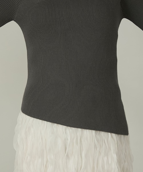 Cherir Mignon(シェリルミニョン)の「【Cherir Mignon】- Silhouette Couture -アシメヘムドレープデザインリブニットプルオーバー(ニット/セーター・レディース・チャコールグレー/ブラック/アイボリー/ピンク・M/S)」の13枚目の写真