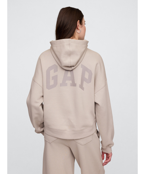 GAP（ギャップ）の「リラックス ミニGAPロゴ クロップドパーカー