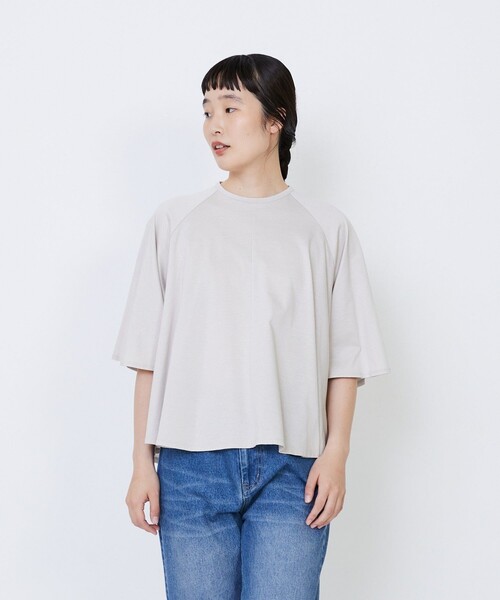 LOISIR(ロワズィール)の「オーガニックコットン天竺Aラインプルオーバー(Tシャツ/カットソー・レディース・ブラウン/ブルー/グレー・FREE)」の2枚目の写真