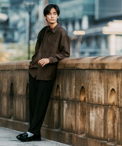 green label relaxing（グリーンレーベルリラクシング）の「FREELITCH ボックス レギュラーカラー シャツ -ストレッチ-（シャツ/ブラウス・メンズ・ダークブラウン/ブラック/ダークグレー・S/M/L/XL）」の4枚目の写真