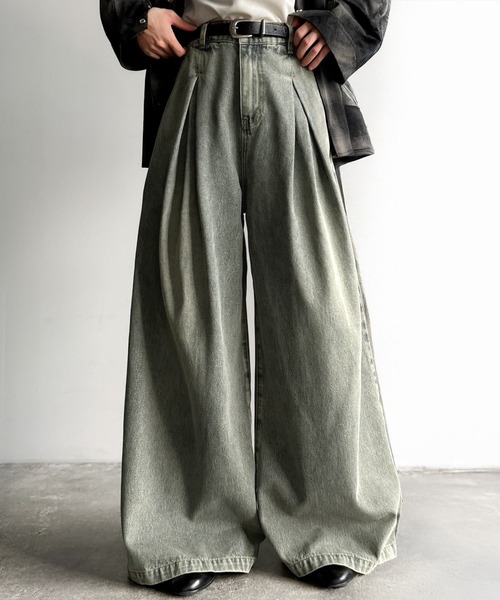 Classical Origin(クラシカルオリジン)の「変形3タックスーパーワイドデニム/Unique Three-Tuck Super Wide Denim(デニムパンツ・メンズ・その他1/ブラック・LARGE/MEDIUM/SMALL)」の7枚目の写真