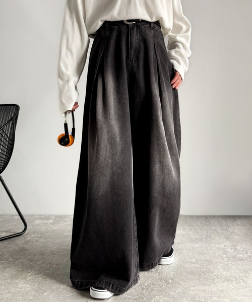 Classical Origin(クラシカルオリジン)の「変形3タックスーパーワイドデニム/Unique Three-Tuck Super Wide Denim(デニムパンツ・メンズ・その他1/ブラック・LARGE/MEDIUM/SMALL)」の4枚目の写真