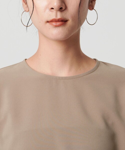 WEB限定 Wardrobe DAILY MINIMAL】クルーネックブラウス