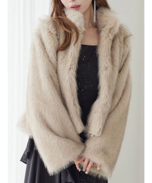 EATME（イートミー）の「スタンドカラーフェイクファーブルゾン（ブルゾン・レディース・ベージュ/オフホワイト/ブラック・FREE）」の4枚目の写真