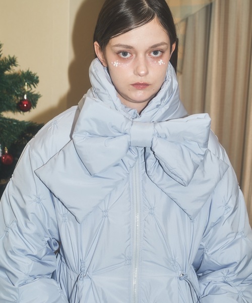 Lovilyn（ラヴィリン）の「【初販即完】2wayマフラー付きエコダウンジャケット（ダウンジャケット/コート・レディース・ブラック/ブルー/ホワイト・FREE）」の9枚目の写真