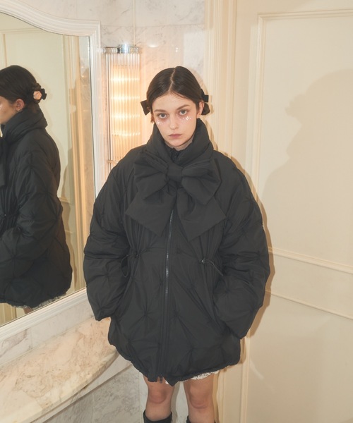 Lovilyn（ラヴィリン）の「【初販即完】2wayマフラー付きエコダウンジャケット（ダウンジャケット/コート・レディース・ブラック/ブルー/ホワイト・FREE）」の16枚目の写真