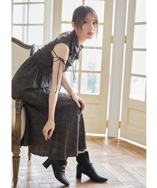 tocco closet（トッコ　クローゼット）の「ベルトデザインニットドッキングショートブーツ（ブーツ・レディース・ブラウン/ブラック/アイボリー・S/M/L）」の7枚目の写真
