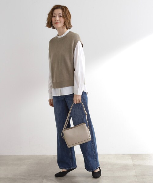 grove（グローブ）の「ドットスタッズ3層ショルダー（ショルダーバッグ・レディース・ライトグレー/ブラック/グリーン系/ピンク系・00）」の6枚目の写真