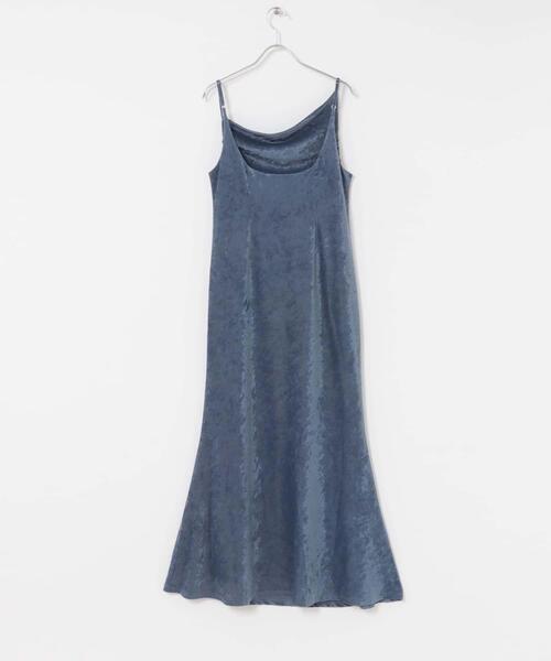 SENSE OF PLACE by URBAN RESEARCH(センスオブプレイスバイアーバンリサーチ)の「シアーベロアドレープキャミワンピ(ワンピース・レディース・ブラウン/ブルー・S/ONE)」の14枚目の写真