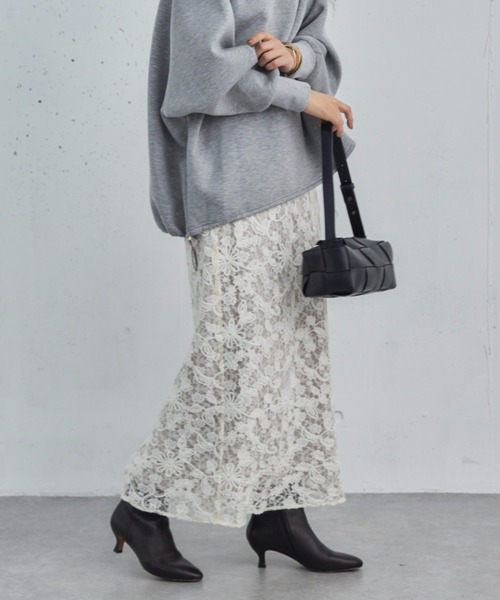 Doux archives(ドゥアルシーヴ)の「モールレースタイトスカート(スカート・レディース・アイボリー/ブラウン/ベージュ・36/38)」の2枚目の写真