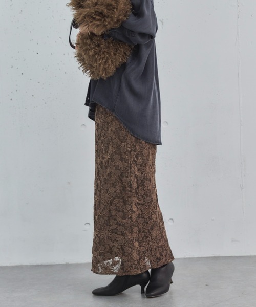 Doux archives(ドゥアルシーヴ)の「モールレースタイトスカート(スカート・レディース・アイボリー/ブラウン/ベージュ・36/38)」の5枚目の写真