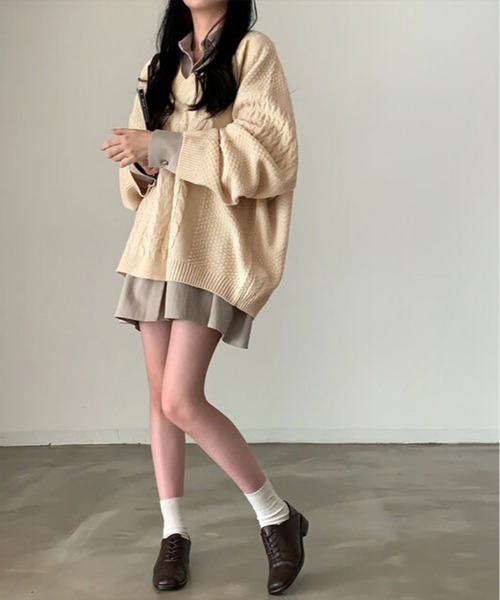 kirakiraShop(キラキラショップ)の「ゆるっと着て、こなれ感。Vネック オーバー サイズ ニット(ニット/セーター・レディース・ネイビー/クリーム/グレー・FREE)」の20枚目の写真