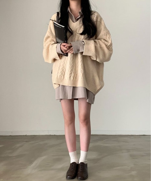 kirakiraShop(キラキラショップ)の「ゆるっと着て、こなれ感。Vネック オーバー サイズ ニット(ニット/セーター・レディース・ネイビー/クリーム/グレー・FREE)」の19枚目の写真