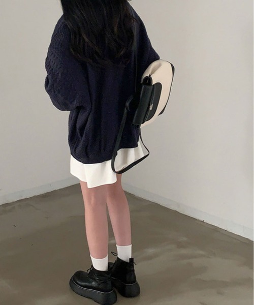 kirakiraShop(キラキラショップ)の「ゆるっと着て、こなれ感。Vネック オーバー サイズ ニット(ニット/セーター・レディース・ネイビー/クリーム/グレー・FREE)」の10枚目の写真