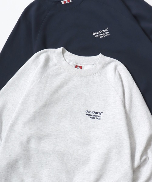 BEN DAVIS(ベンデイビス)の「BEN DAVIS/ベンデイビス 70's FIT RAGLAN SWEATSHIRT/レギュラーフィット 裏毛 ロゴ ワンポイント刺繍 ショート丈 スウェット トレーナー/短丈スウェット/レディース メンズ(スウェット・メンズ・アッシュグレー/グレー/ブラック/ネイビー・XL/L/M)」の1枚目の写真