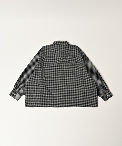 ADAM PATEK(アダムパテック)の「ADAMPATEK/small check wide shirt/スモールチェック刺繍入りワイドボックスシャツ(シャツ/ブラウス・メンズ・ブラック/グリーン・1/2)」の3枚目の写真