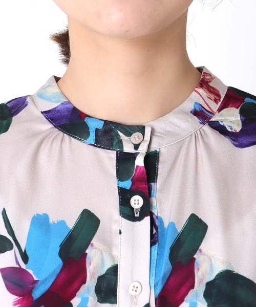 Jines（ジネス）の「ペイントフラワープリントワンピース（ワンピース・レディース・グレー/ライトベージュ・38）」の18枚目の写真