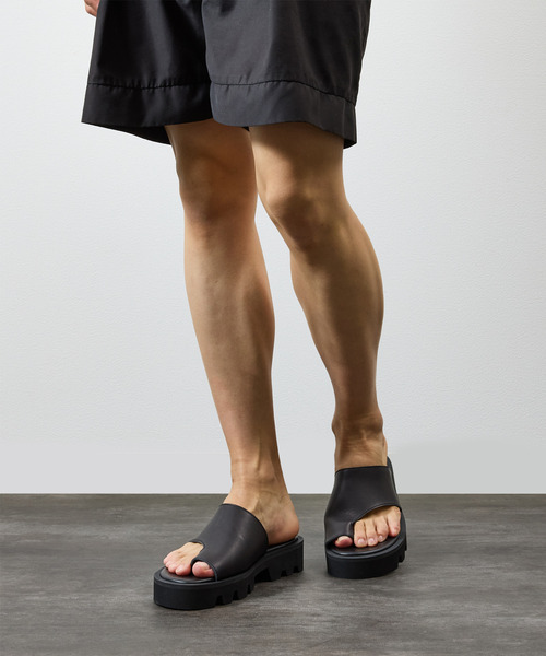 PADRONE(パドローネ)の「PADRONE パドローネ / CS TONG SANDALS レザートングサンダル 牛革 日本製 / PU2308-3211(サンダル・メンズ・ブラック・41/40/42)」の20枚目の写真