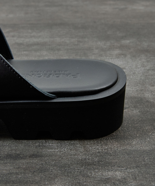 PADRONE(パドローネ)の「PADRONE パドローネ / CS TONG SANDALS レザートングサンダル 牛革 日本製 / PU2308-3211(サンダル・メンズ・ブラック・41/40/42)」の14枚目の写真