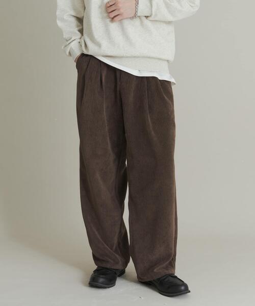 SENSE OF PLACE by URBAN RESEARCH（センスオブプレイスバイアーバンリサーチ）の「ウォッシュドコーデュロイワイドパンツ（その他パンツ・メンズ・ライトベージュ/ブラック/グリーン/ブラウン・LARGE/MEDIUM）」の2枚目の写真