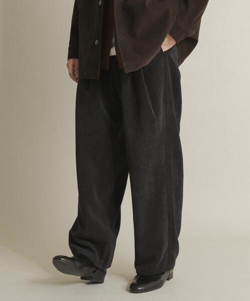 SENSE OF PLACE by URBAN RESEARCH（センスオブプレイスバイアーバンリサーチ）の「ウォッシュドコーデュロイワイドパンツ（その他パンツ・メンズ・ライトベージュ/ブラック/グリーン/ブラウン・LARGE/MEDIUM）」の6枚目の写真